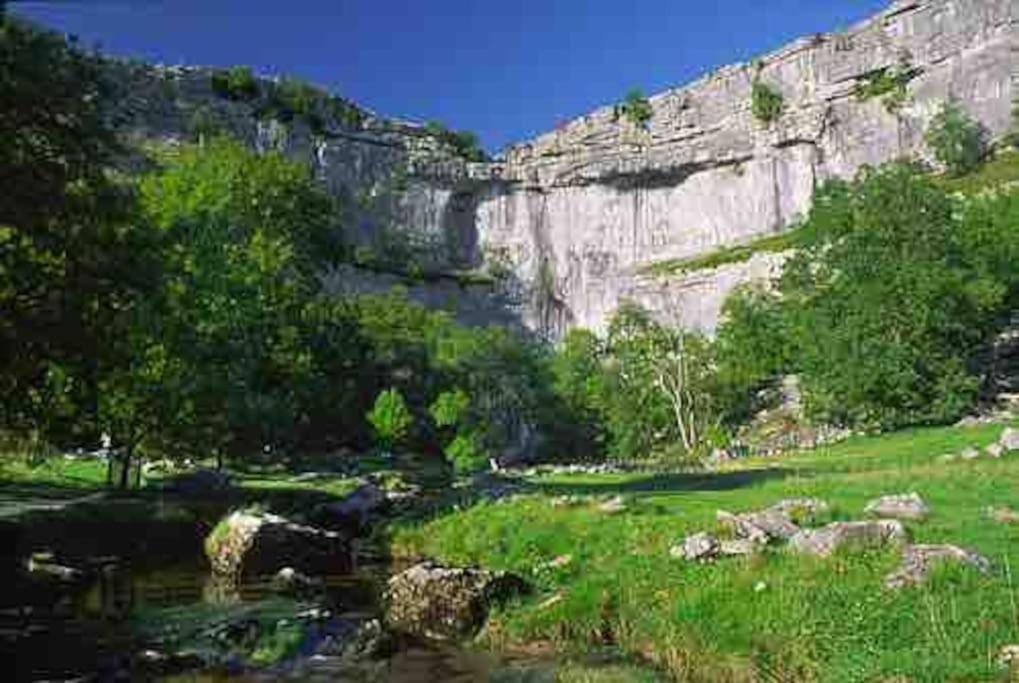 Ingledale Apartment, Ingleton, Yorkshire Dales National Park, Famous Three Peaks, Near The Lake District, Pets Are Welcome 英格尔顿 外观 照片