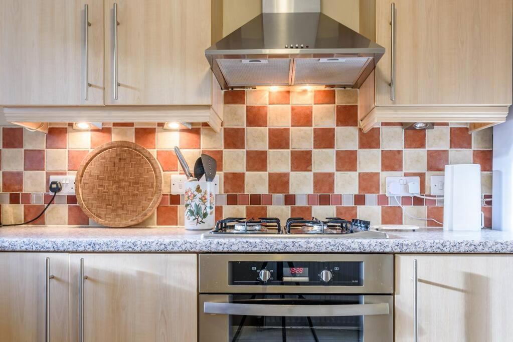 Ingledale Apartment, Ingleton, Yorkshire Dales National Park, Famous Three Peaks, Near The Lake District, Pets Are Welcome 英格尔顿 外观 照片