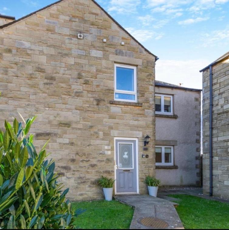 Ingledale Apartment, Ingleton, Yorkshire Dales National Park, Famous Three Peaks, Near The Lake District, Pets Are Welcome 英格尔顿 外观 照片